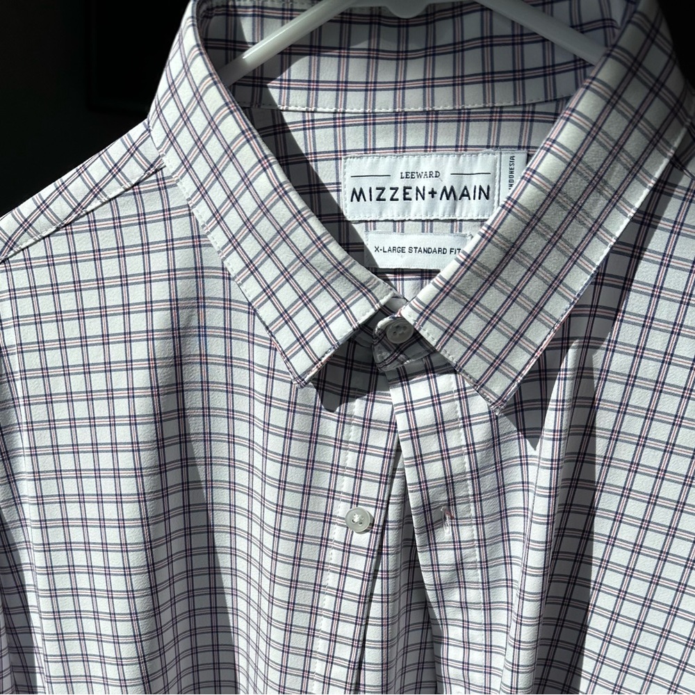 Mizzen and Main Long Sleeve Dress Shirt